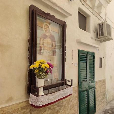 Ecce Homo Apartment Gallipoli Exterior photo